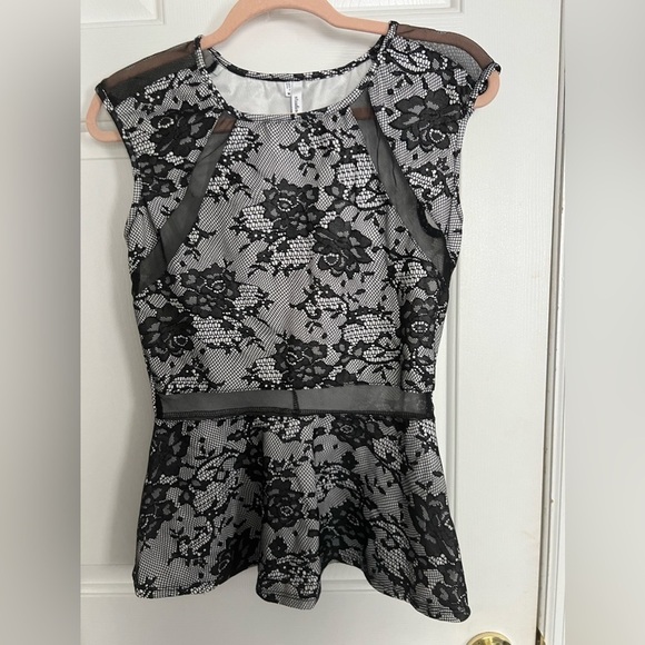 Studio Y Black and Gray Print Lace Trim Long Line Cami Size Medium Y2K - Picture 1 of 7